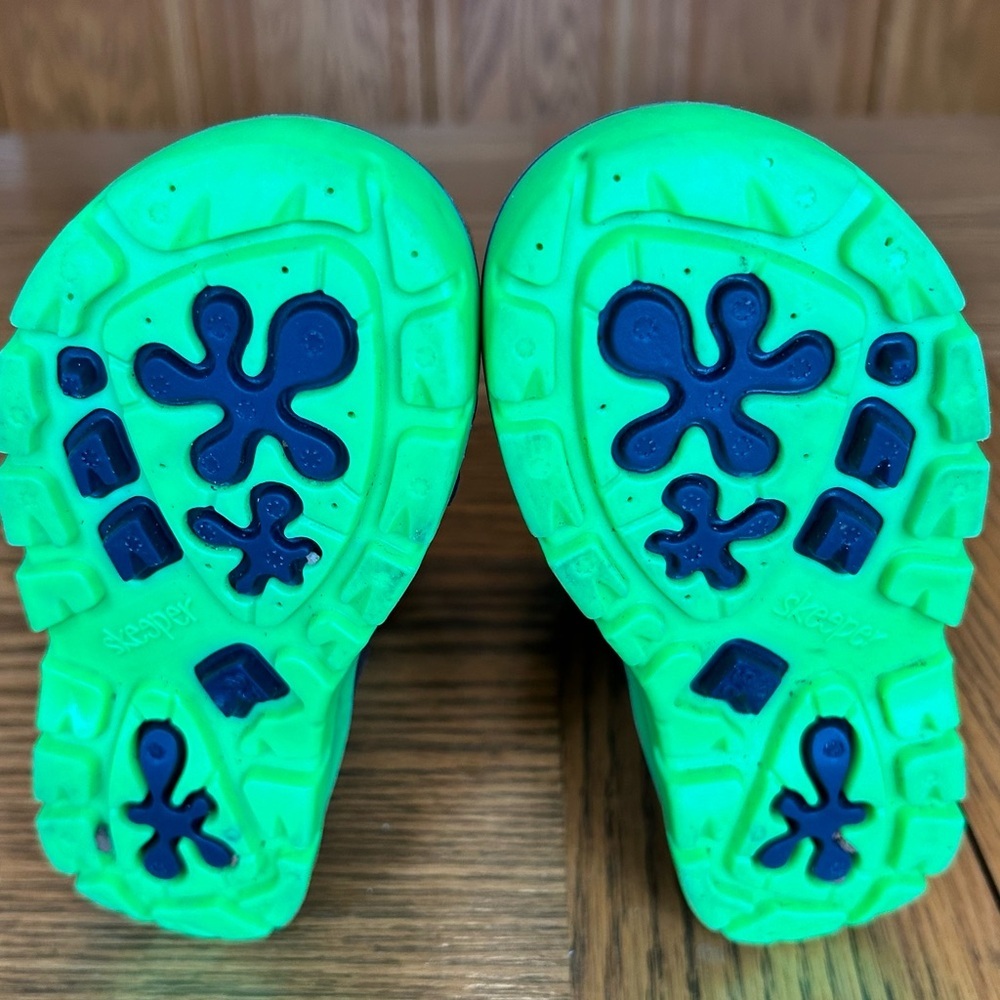 Skeeper Kids' Navy Rain Boots with Neon Green Soles Size EU 25 /US 8 - Picture 7 of 11